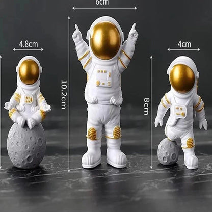 Astronauts Figure Statue Figurine Spaceman Sculpture
